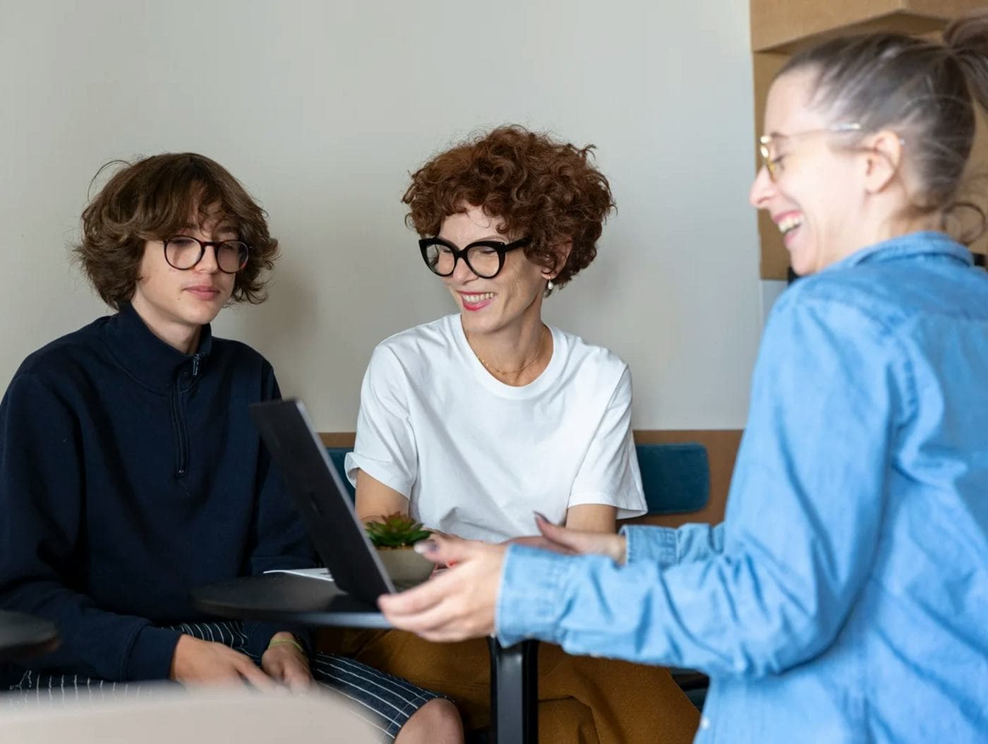 Guidance meeting between WEP staff and students interested in a Student exchange programme, with discussion, support and tailored information.